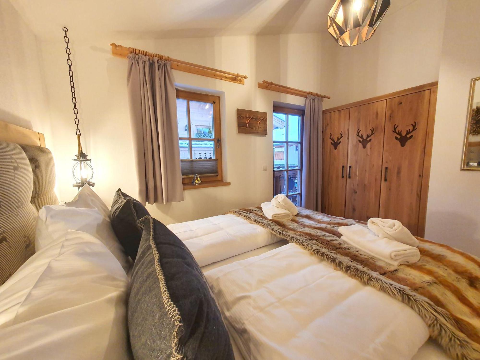 Alpen Chalets Zell Am See Niedernsill Luaran gambar