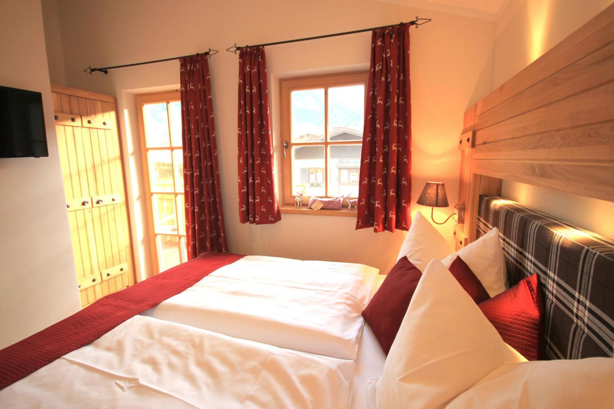 Alpen Chalets Zell Am See Niedernsill Luaran gambar