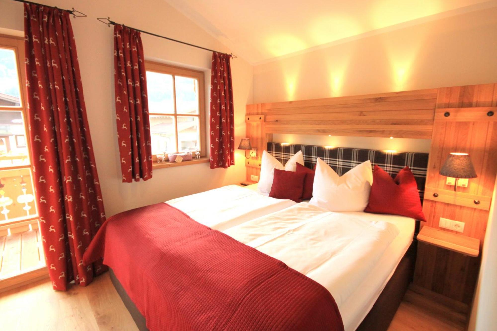 Alpen Chalets Zell Am See Niedernsill Luaran gambar